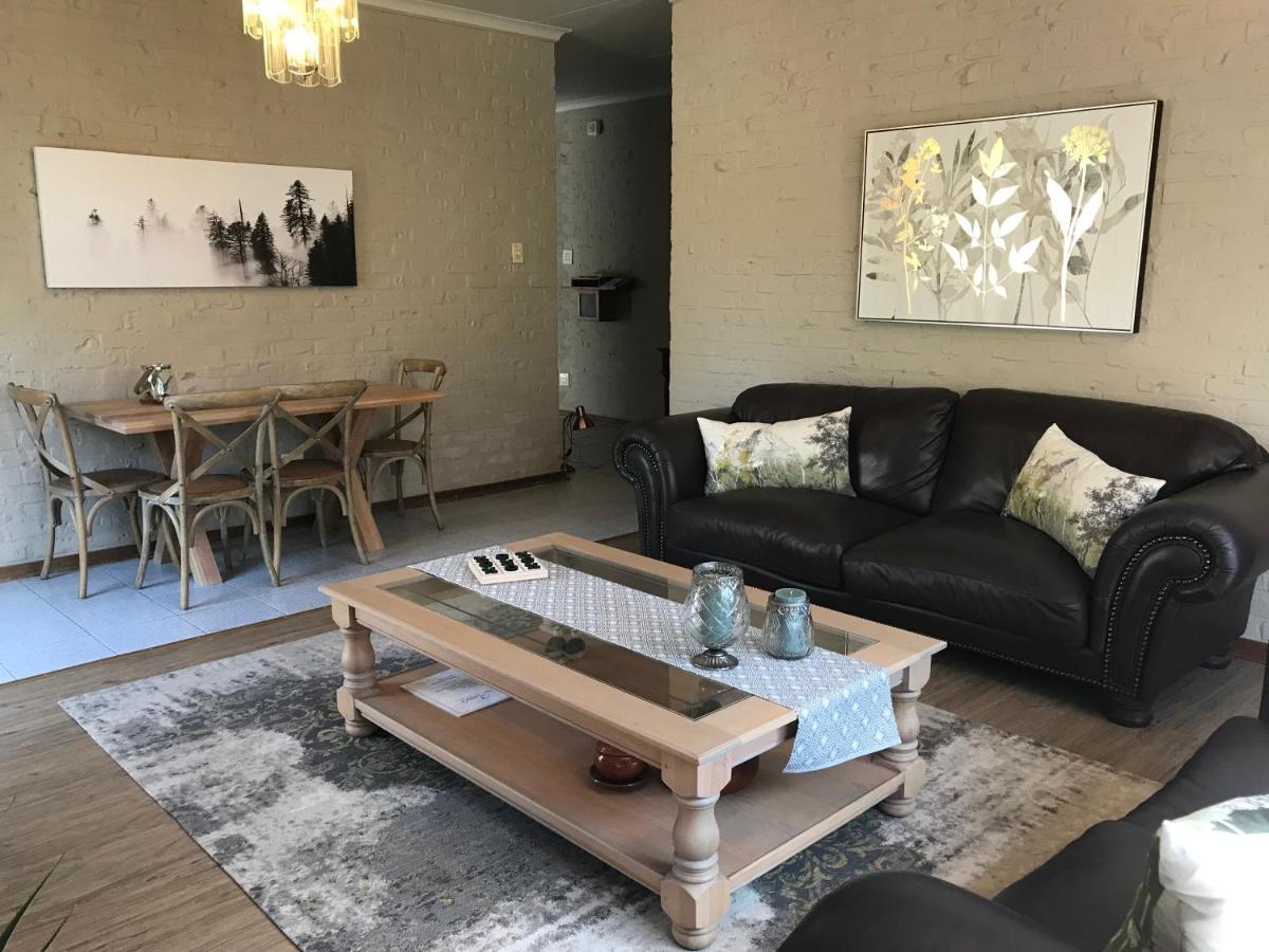 Anne'S Place Potchefstroom Exterior photo