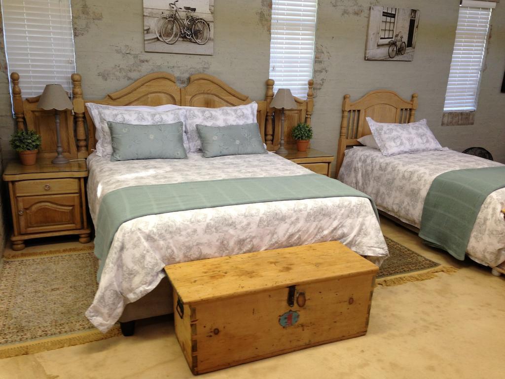 Anne'S Place Potchefstroom Room photo